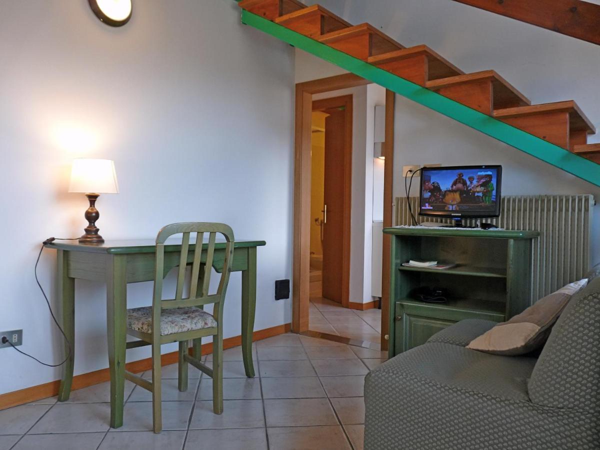 Hotel La Rosa Тельо Екстериор снимка