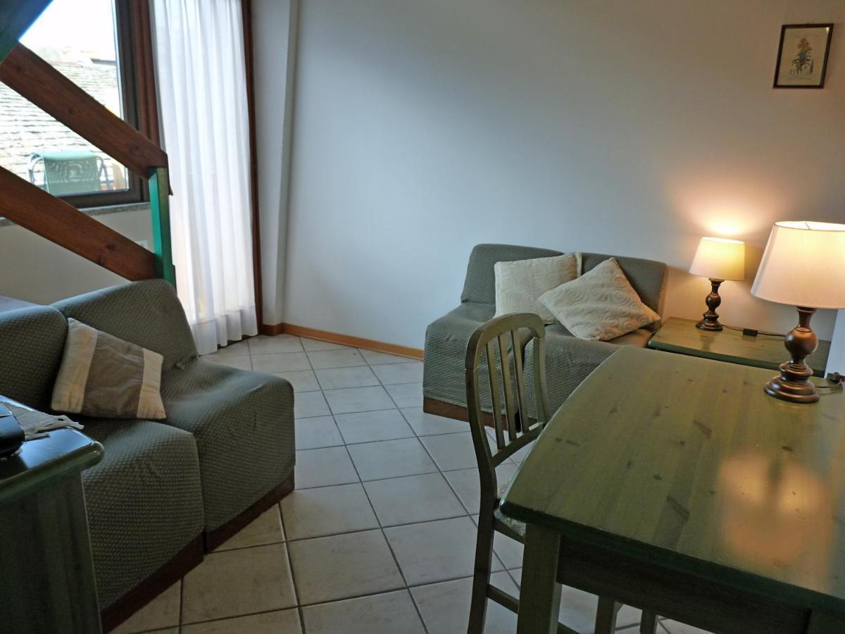 Hotel La Rosa Тельо Екстериор снимка